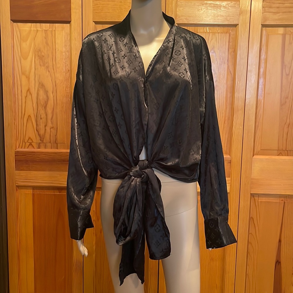 Louis Vuitton Crossover body Top